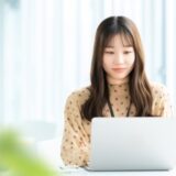 求人原稿の書き方ガイド！応募したくなる求人広告のコツを例文付きで紹介
